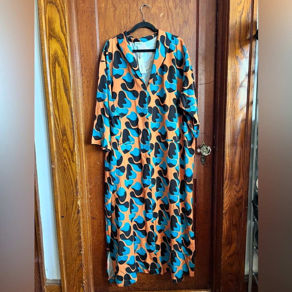 Stylish Orange and Blue Patterned Midi Dress